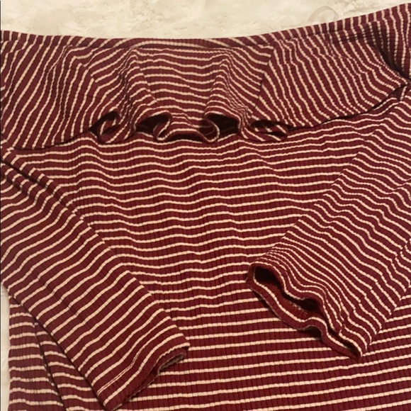 Off The Shoulder Ribbed Bodysuit - Picture 2 of 4